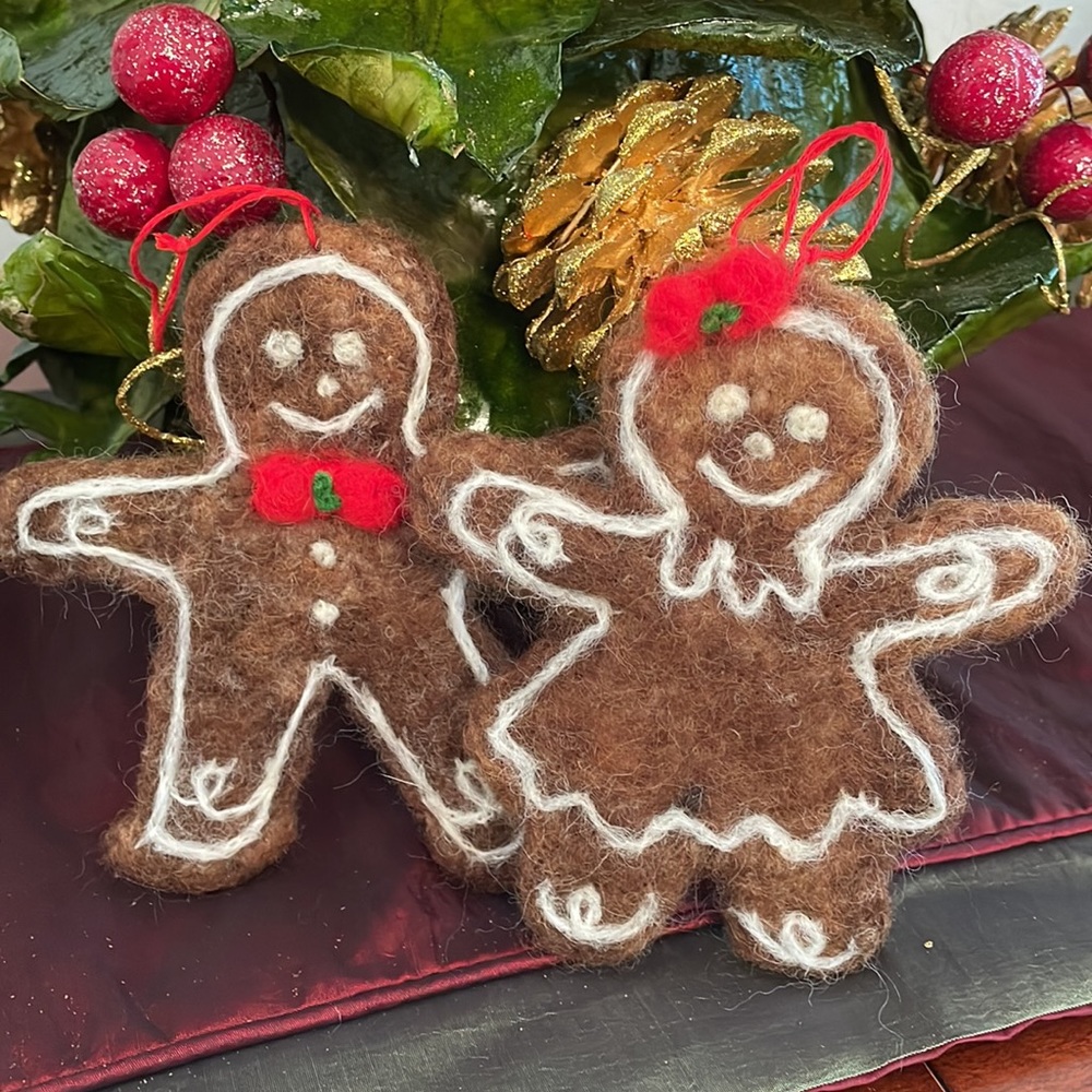 Hand crafted needle felted cinnamon scented air freshener ornaments oil infused - Picture 8 of 9